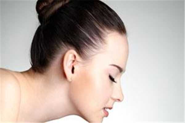 油性皮肤一天洗几次脸