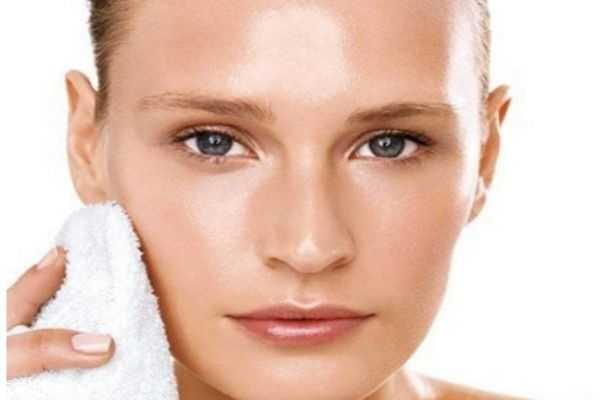 夏天脸上出油严重怎么办