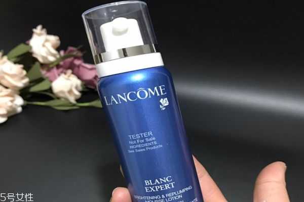 兰蔻臻白清爽泡沫美容液怎么用 兰蔻臻白清爽泡沫美容液怎么用