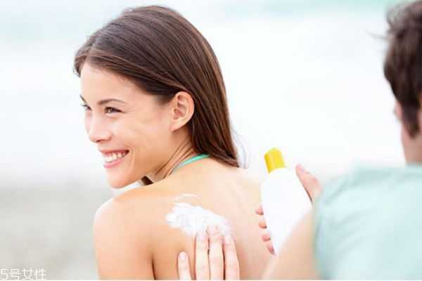 如何防止晒黑