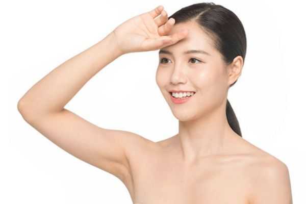 肌底液和精华液哪个好