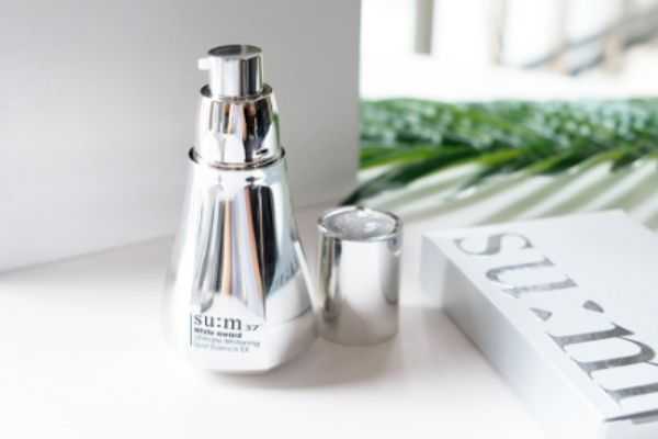 sum37淡斑小手电好用吗 sum37淡斑小手电好用吗