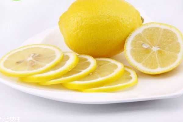 用柠檬美容护肤的小技巧