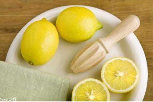 用柠檬美容护肤的小技巧