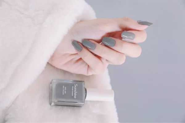 光疗胶在哪一步做？光疗胶的优点有哪些