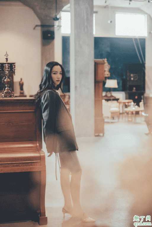 初秋糖果色西装怎么搭?初秋糖果色西装明星同款搭配推荐 初秋糖果色西装怎么搭?初秋糖果色西装明星同款搭配推荐