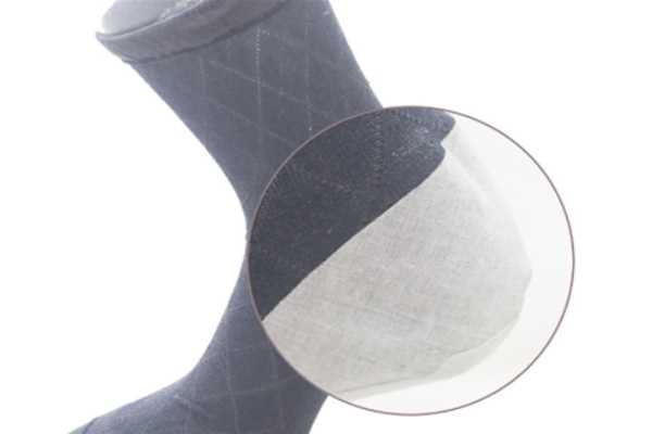 冬天脚后跟开裂怎么办 冬天脚开口子这样做