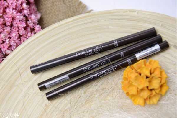 画了眉毛要要卸妆吗？眉毛的卸妆方法