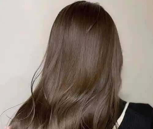 护发精油是每天用还是洗完头用?护发精油晚上睡觉可以用吗 护发精油是每天用还是洗完头用?护发精油晚上睡觉可以用吗