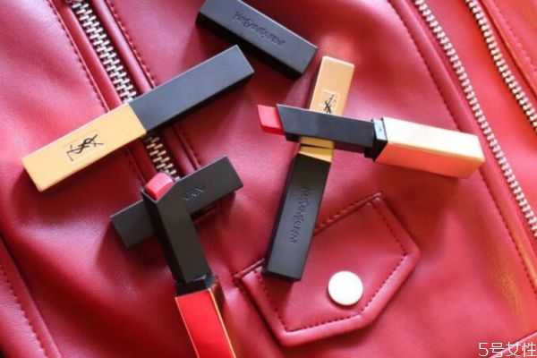 唇膏什么时候涂最好?唇膏和口红必须同时用吗 唇膏什么时候涂最好?唇膏和口红必须同时用吗