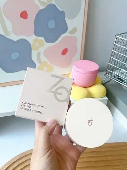 蜜粉和干粉哪个好