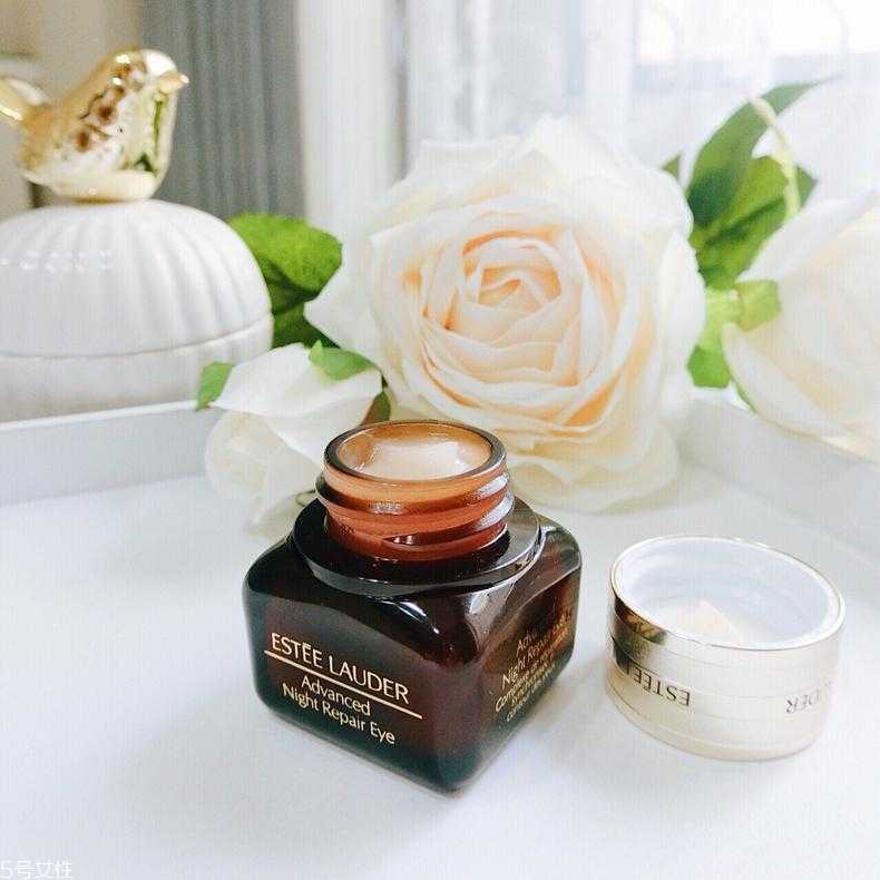 雅诗兰黛抗蓝光眼霜好用吗