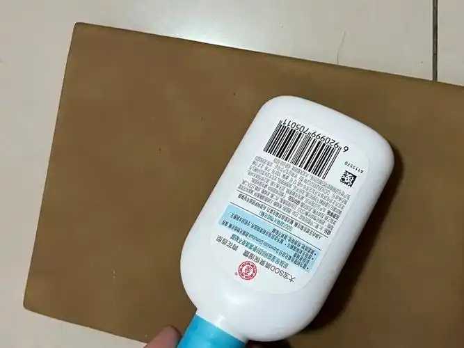 面霜有香精好吗