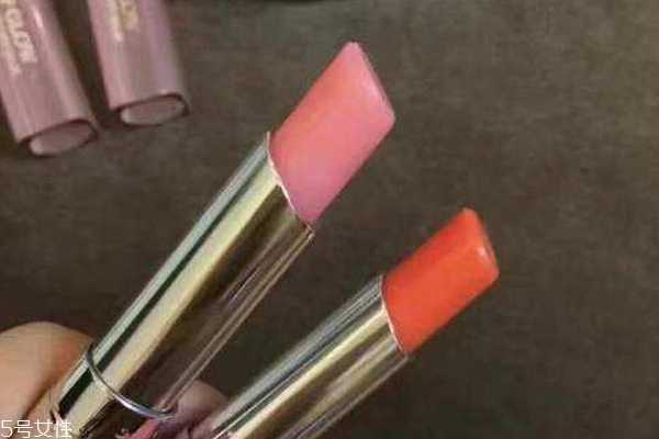 妆前打底用什么润唇膏好