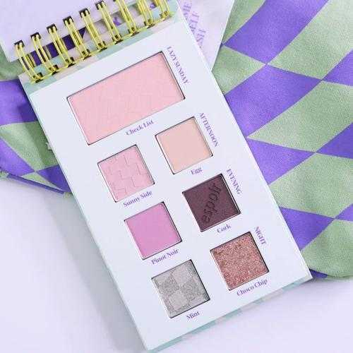 眼影能放高温下保存吗 眼影能放高温下保存吗