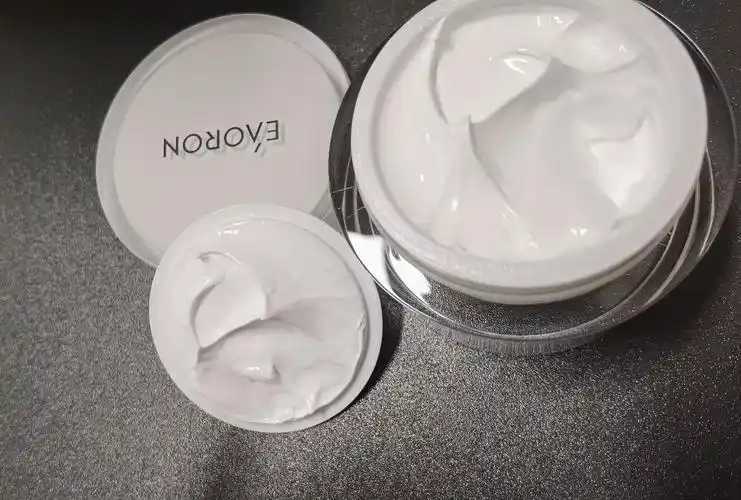 防晒霜含金属成分吗