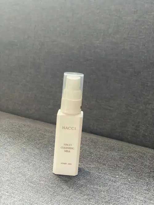 精华乳应该拍打还是涂抹好