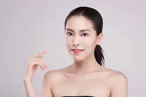 妆前乳可以和其他彩妆一起使用吗