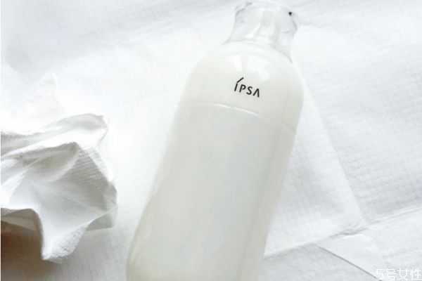 茵芙莎美肌液和乳液有什么区别?ipsa美肌液是水还是乳液 茵芙莎美肌液和乳液有什么区别?ipsa美肌液是水还是乳液