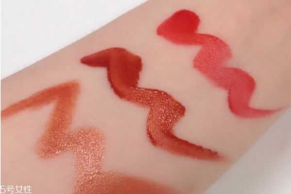 阿玛尼405和402选哪个