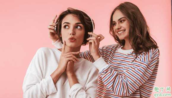 睡衣是蕾丝好还是纯棉的好?睡衣什么布料的舒服又好穿 睡衣是蕾丝好还是纯棉的好?睡衣什么布料的舒服又好穿