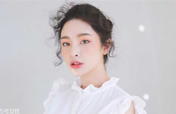 pny7s星空面膜敷多久 将银河贴在脸上