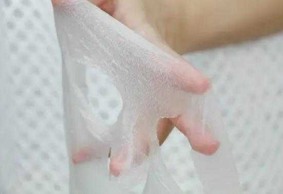 敷完面膜后不洗脸直接睡觉可以吗