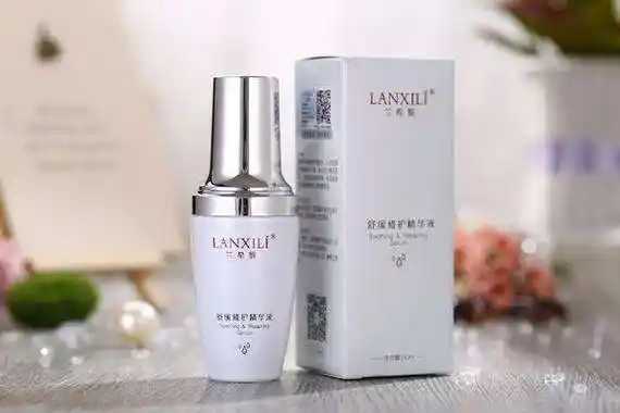 面部精油和精华液哪个先用 面部精油和精华液哪个先用