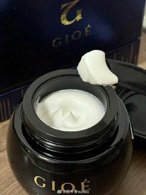 面霜像豆腐渣一样正常吗 面霜像豆腐渣一样正常吗