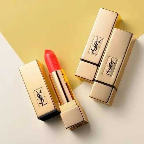 冷白皮适合的口红色号有哪些