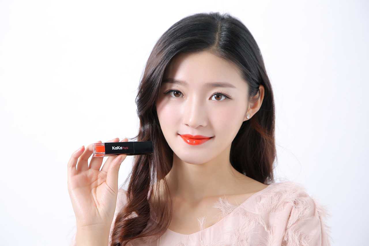 哑光口红是不是都很干 哑光口红是不是都很干