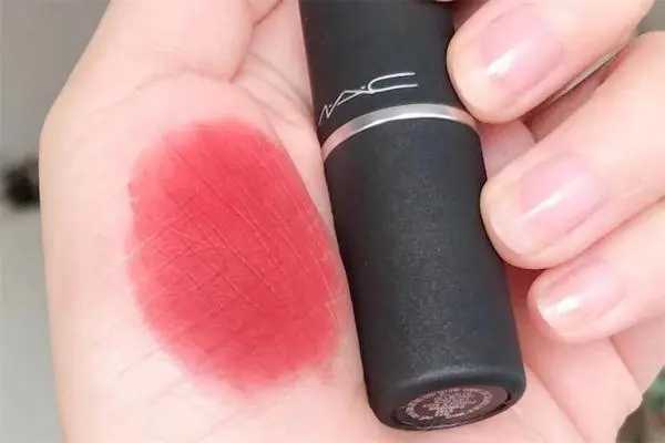 涂口红有什么好处