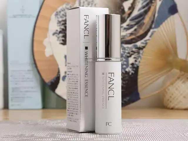 同款精华液效果一样吗? 同款精华液效果一样吗?