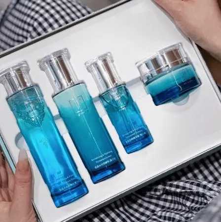 爽肤水可以去除角质吗? 爽肤水可以去除角质吗?