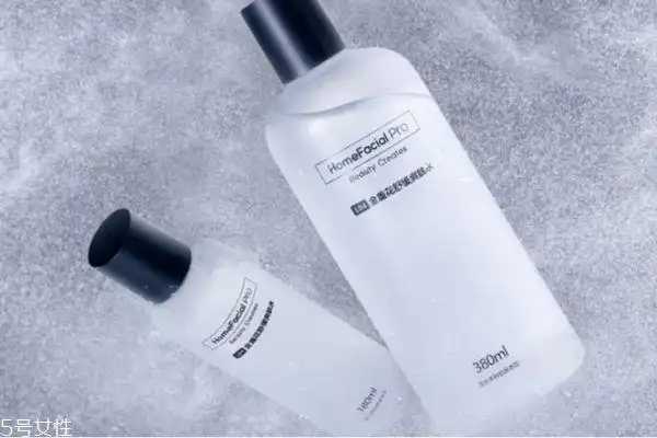 爽肤水的成分有哪些？