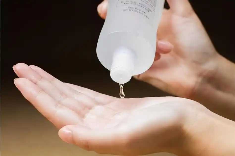 平衡水可以代替爽肤水吗 平衡水可以代替爽肤水吗