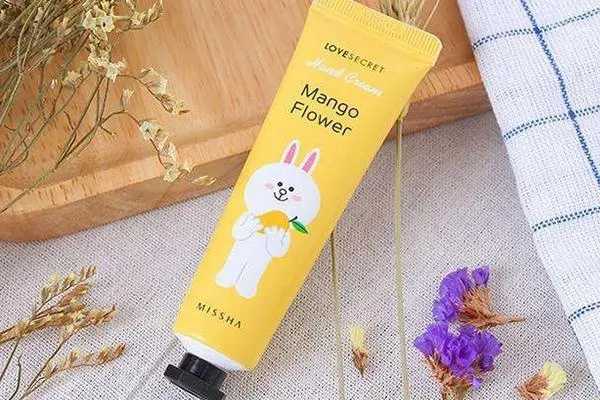 配合使用手部按摩能提高护手霜的效果吗