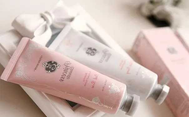 如何根据季节变化选择合适的护手霜? 如何根据季节变化选择合适的护手霜?