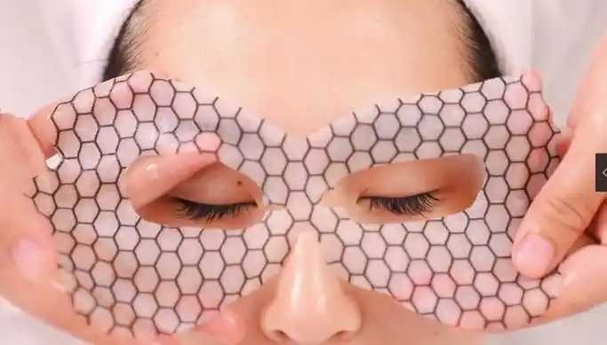 眼膜和面膜的使用顺序 眼膜和面膜的使用顺序