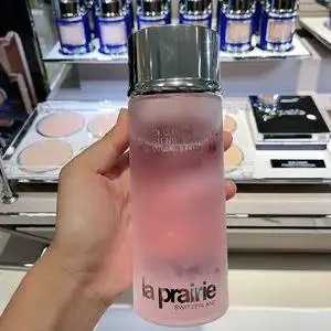 男士可以用柔肤水吗