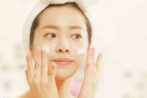 白醋美容护肤小窍门