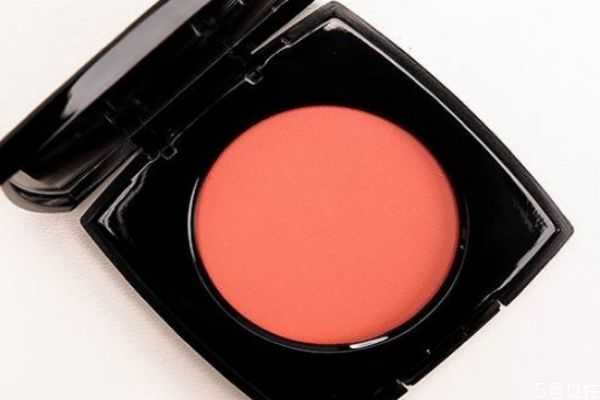 画腮红有什么作用？画腮红要注意什么