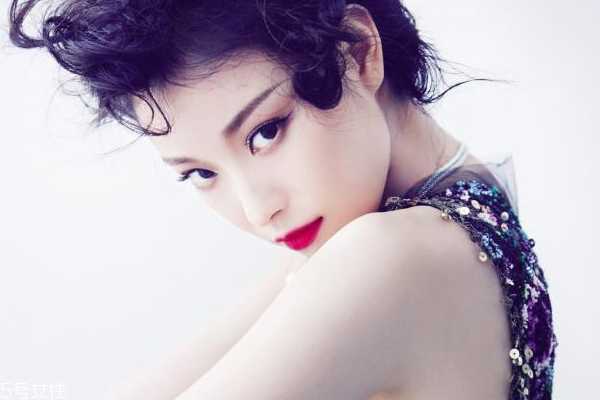 油性皮肤容易变黑怎么办