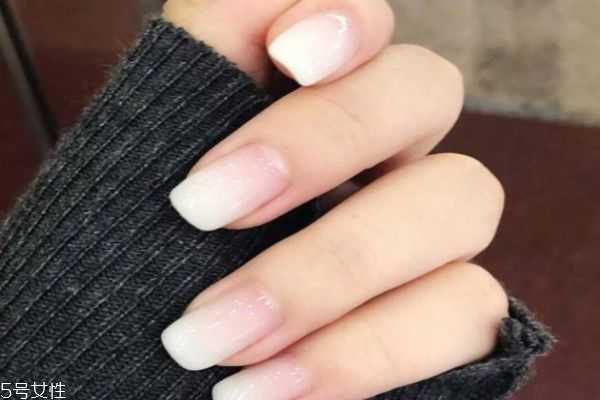 2024年抖音最火的美甲 今年最流行的美甲图片