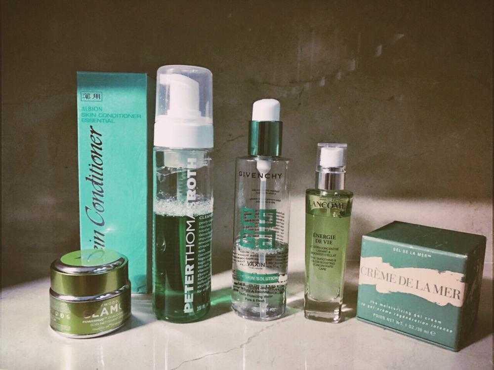 化妆水的正确使用方法 化妆水的作用是什么 化妆水的正确使用方法 化妆水的作用是什么