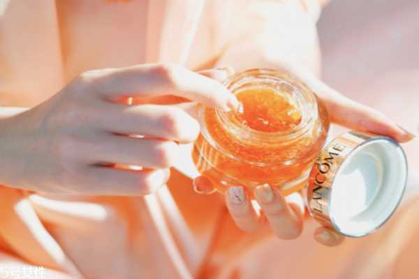 兰蔻玫瑰面膜作用 兰蔻玫瑰面膜适合肤质 兰蔻玫瑰面膜作用 兰蔻玫瑰面膜适合肤质