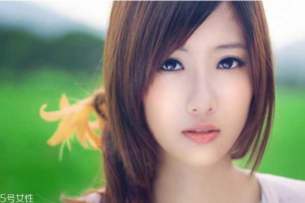 怎么快速消除眼袋黑眼圈 绿茶去黑眼圈的方法