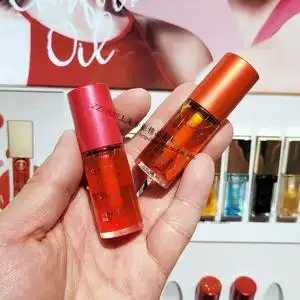 涂唇蜜前嘴唇要湿润吗