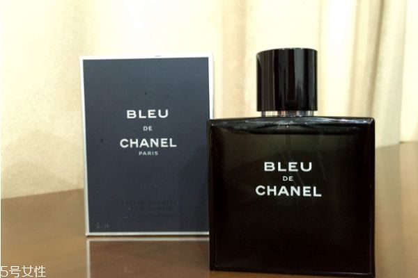 男生10大清新淡雅香水？男士淡香水什么好闻又持久