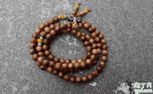 花奇楠是不是就是贡木沉香?沉香和奇楠该怎么区分 花奇楠是不是就是贡木沉香?沉香和奇楠该怎么区分